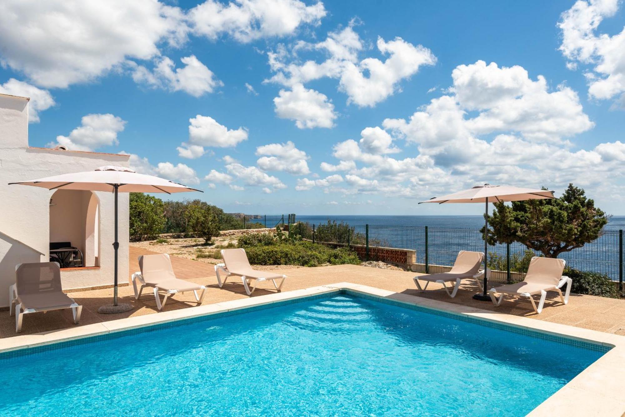 Villa Panorama Cala En Porter  Room photo