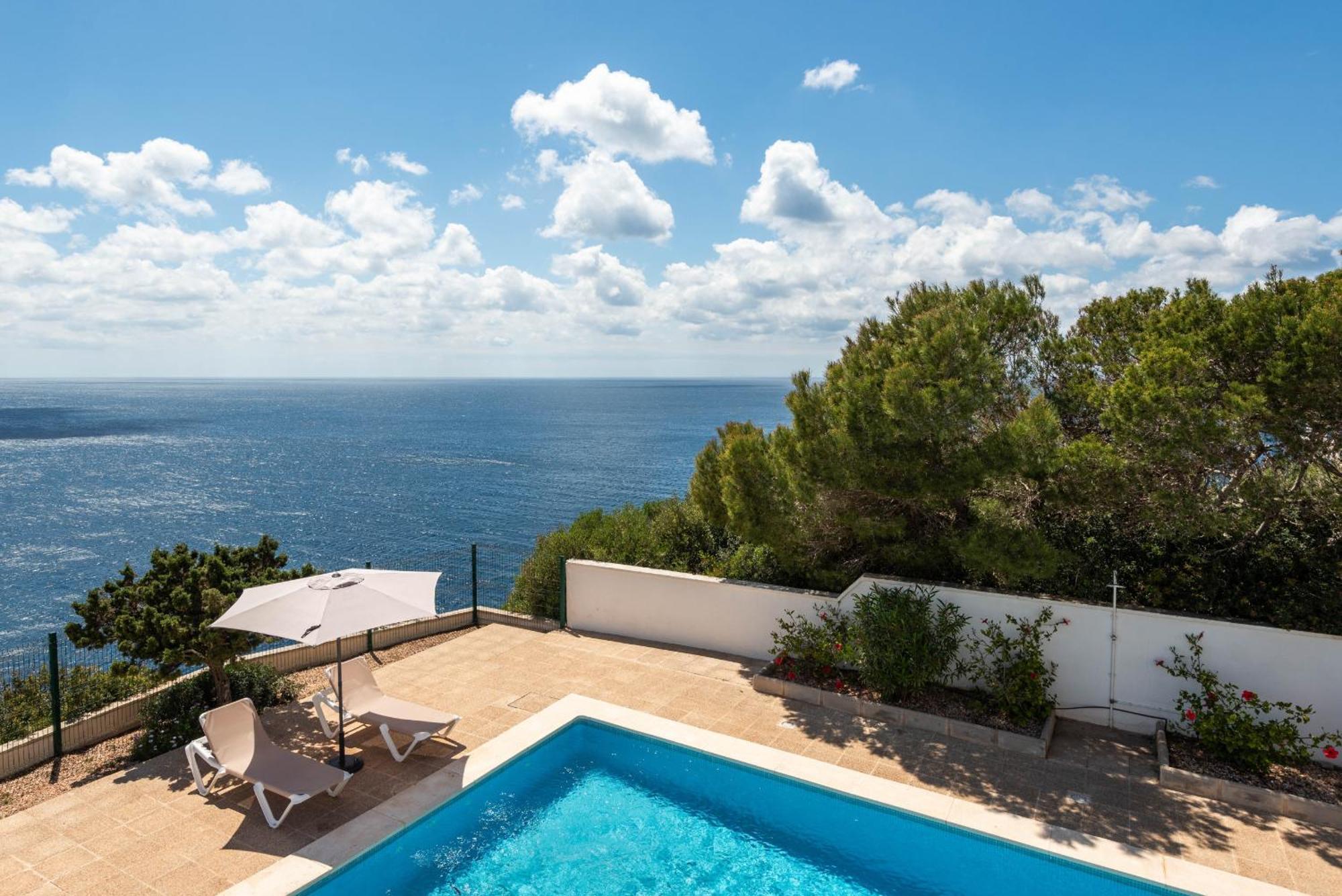 Villa Panorama Cala En Porter  Room photo